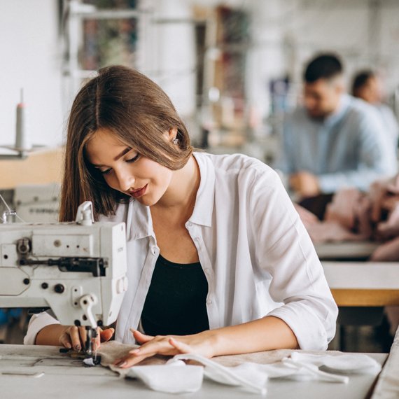 costureras profesionales para uniformes